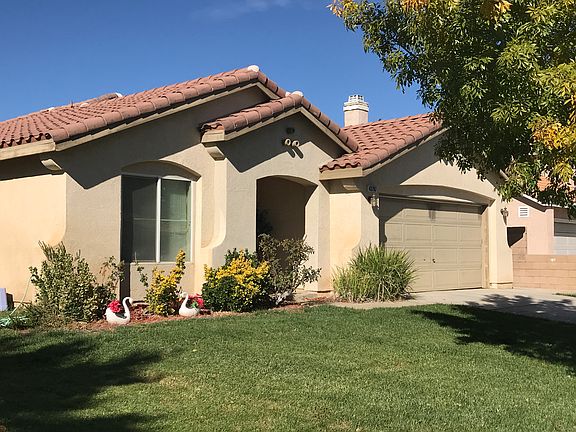 2nd image of 43707 Dana Dr