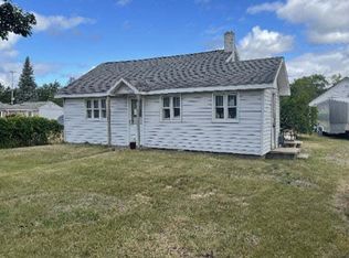 106 George St, Kalkaska, MI 49646