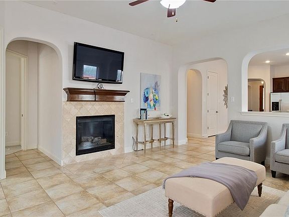 4th image of 11100 Cherisse Dr
