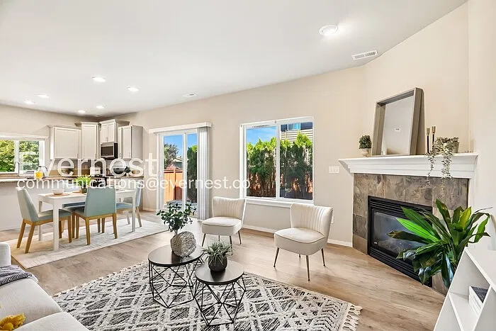 3 bed, 3.0 bath, 1771 sqft, $3,600 — Photo 4
