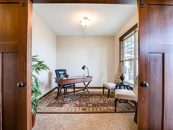 5th image of 11919 Lever St NE