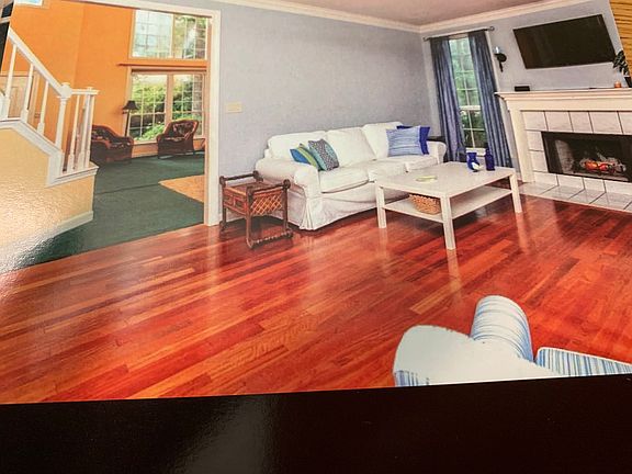 4th image of 2560 Chestea Dr NE