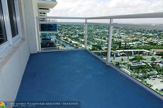4th image of 3900 Galt Ocean Dr APT 2616