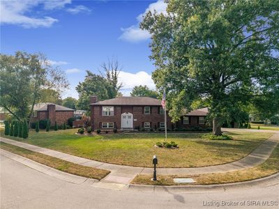 3011 Bishop Road, Jeffersonville, IN, 47130