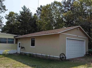 90 N Blue Lake Dr, Gwinn, MI 49841