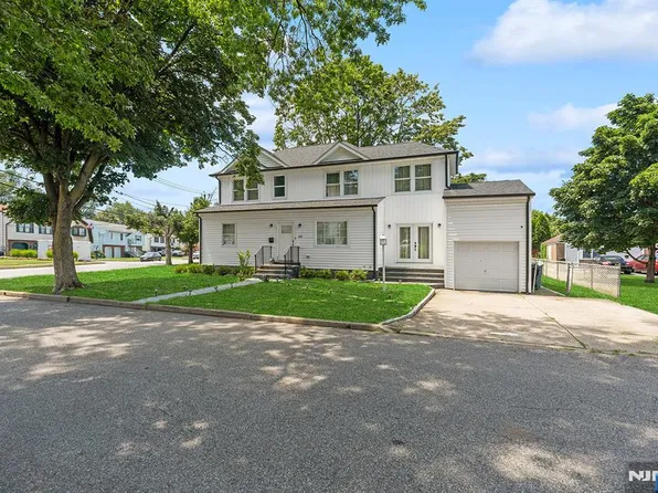 65 Woodward St, Saddle Brook, NJ 07663