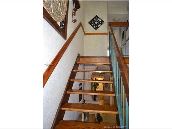 5th image of 361 W Park Dr #0