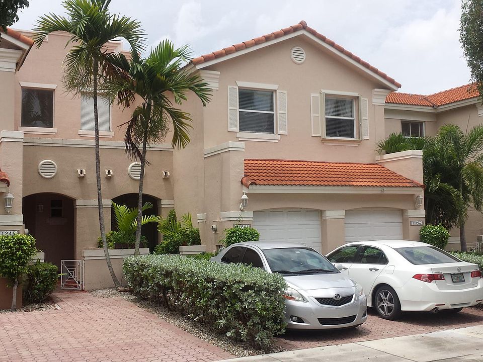 1st image of 11241 NW 42nd Ter