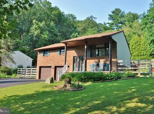 721 Academy Rd, York, PA 17406