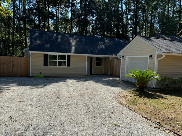 112 Hedge Way, Summerville, SC 29486