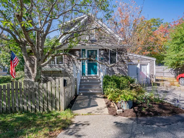 16 Forest Avenue, Old Orchard Beach, ME 04064