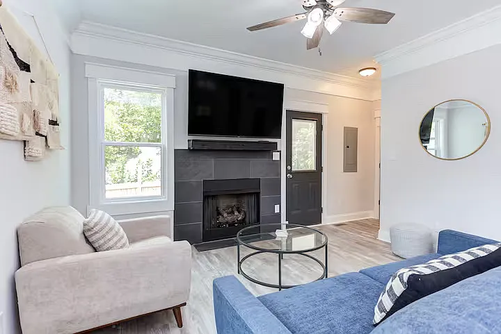 419 Cecil St — Photo 2