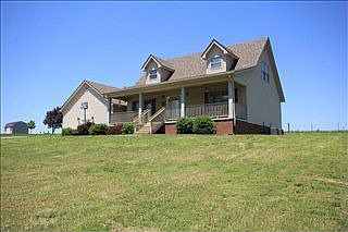 1st image of 1055 Caroline Dr