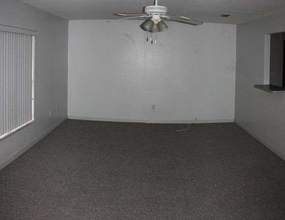 3rd image of 2717 NE 22nd Ct