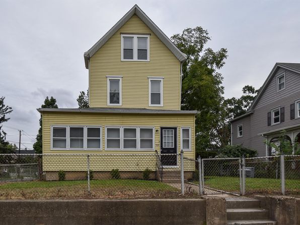 702 Parry Ave #A