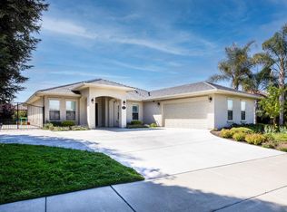 953 Coconut Ln, Ripon, CA 95366
