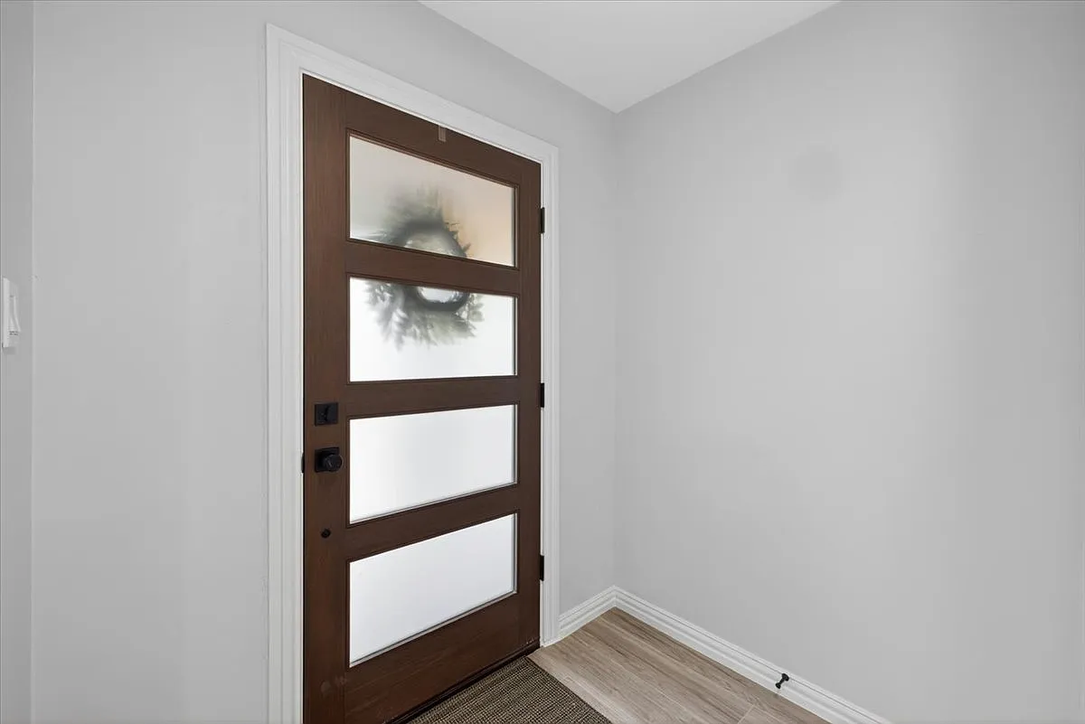 3 bed, 2624 sqft, $3,500 — Photo 3
