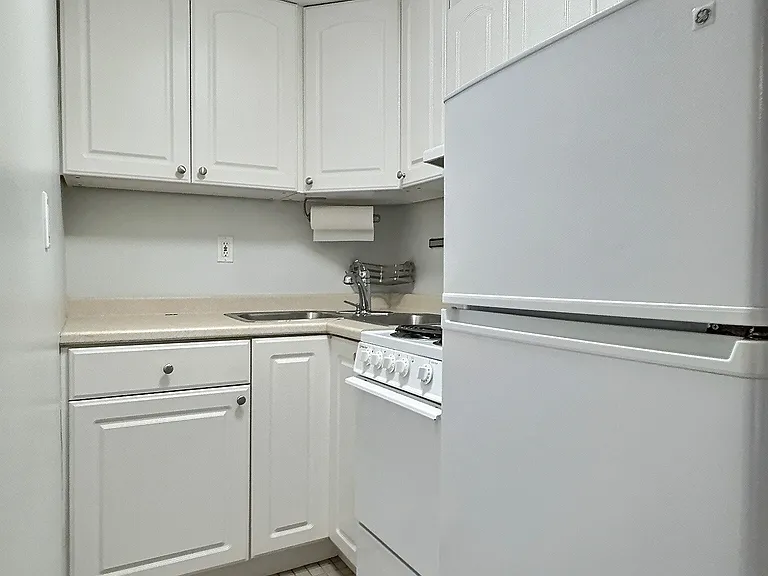 131 State St #1 — Photo 13