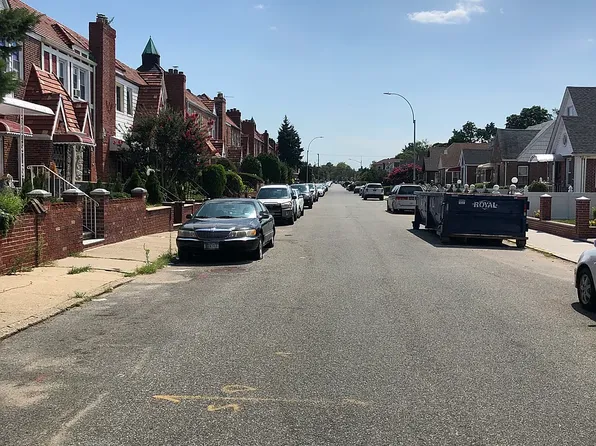 115-61 222nd St, Cambria Heights, NY 11411