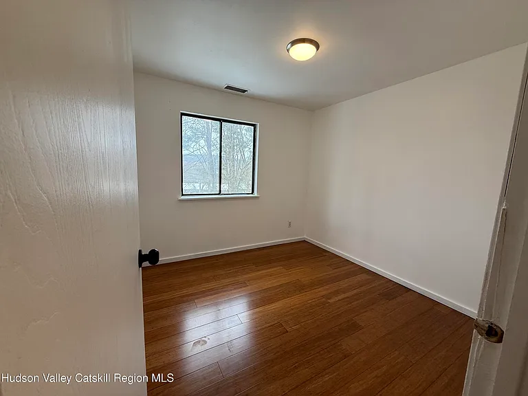 259 Village Ct — Photo 11
