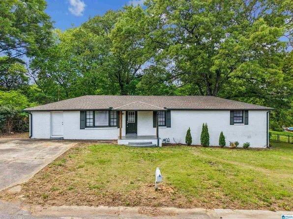 305 9th St, Pleasant Grove, AL 35127