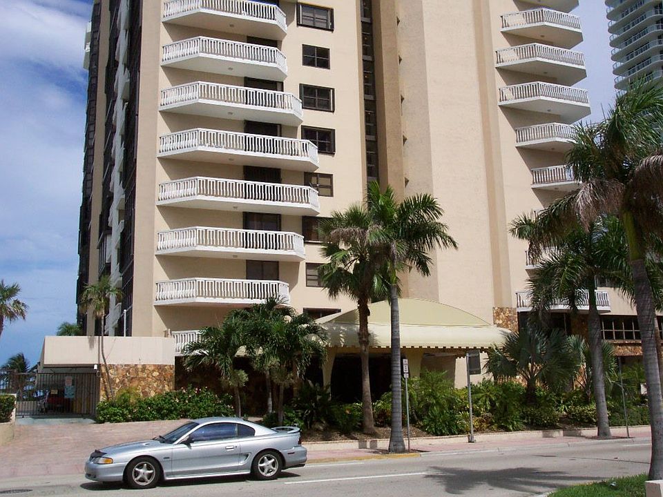 1st image of 6423 Collins Ave APT 1206