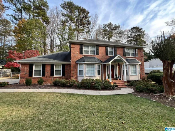 823 Brookhaven Rd, Anniston, AL 36207