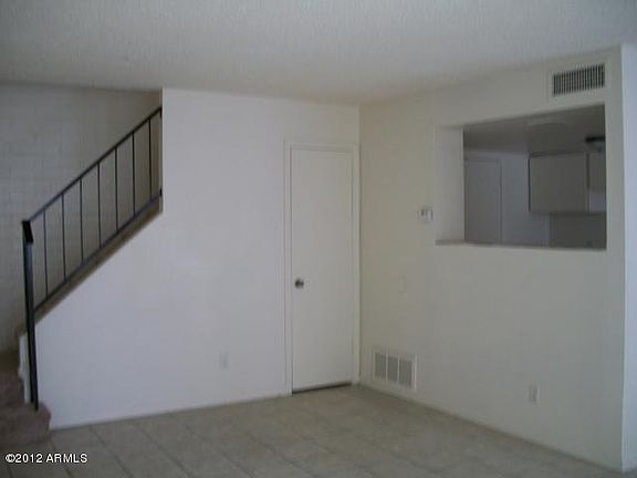 5th image of 4622 E Southgate Ave