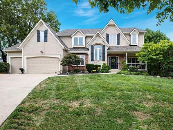 12813 W 129th St, Overland Park, KS 66213