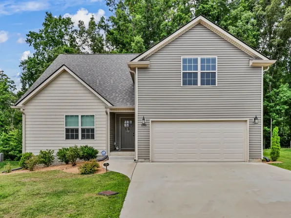 1195 Boulder Pass Rd, Clarksville, TN 37040