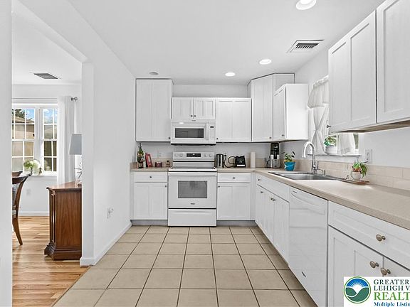 5th image of 1311 W Lehigh St