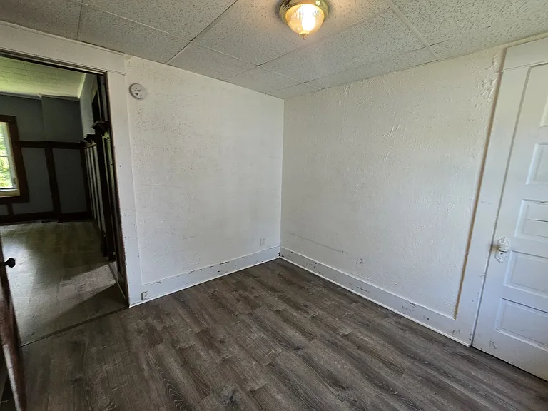 406 Gable St — Photo 16