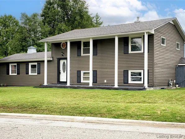 1664 Long Meadow Drive, New Albany, IN 47150