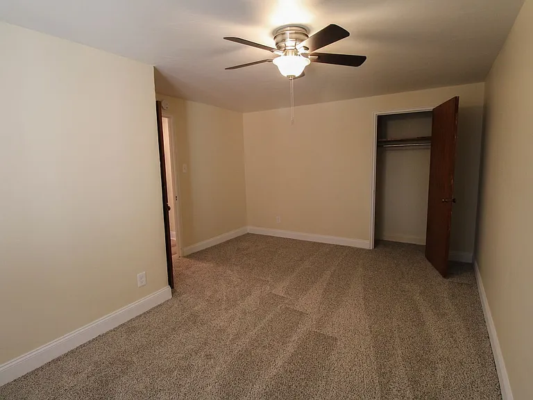 25 Lincoln Ave — Photo 10