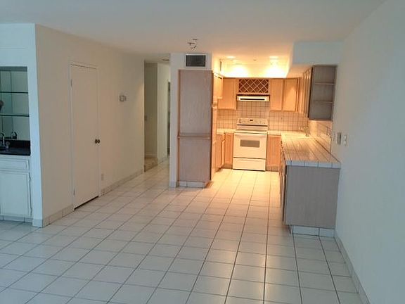 3rd image of 280 S Avenida Caballeros Unit 262