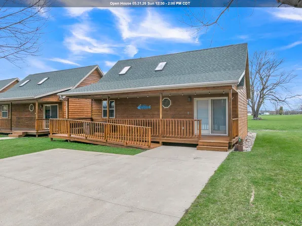1203 Sanborn Ave Unit 1, Okoboji, IA 51355