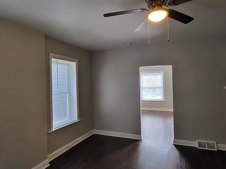 3413 Juniata St — Photo 9