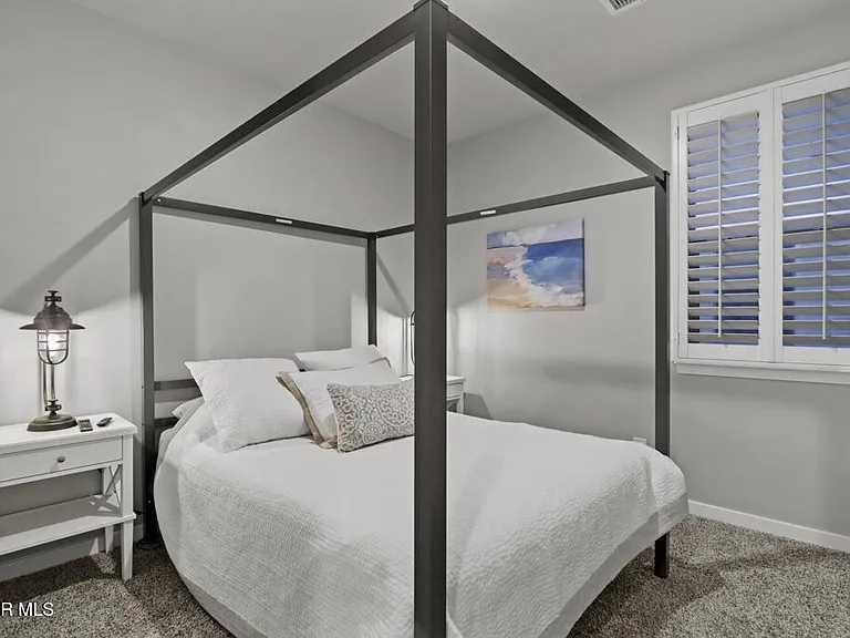 4556 Marisabel Azcarate St — Photo 41