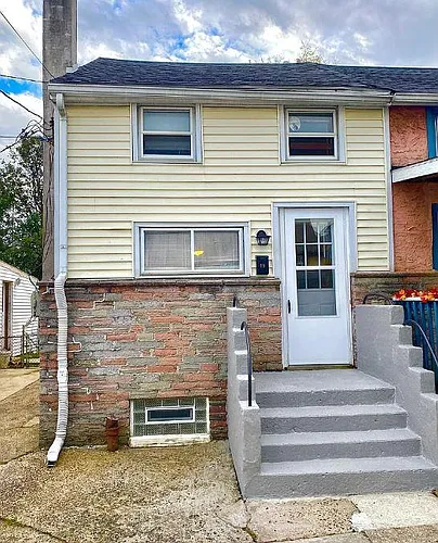 19 Walnut St Photo 1