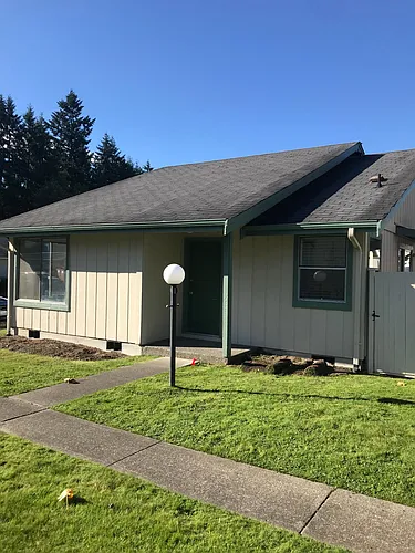 1484 Diamond Rd S Photo 1
