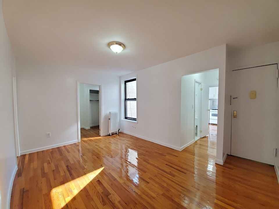 1st image of 312 W 15th St APT 28
