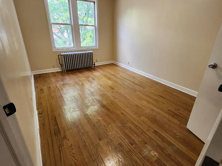 679 E 241st St #2 — Photo 4