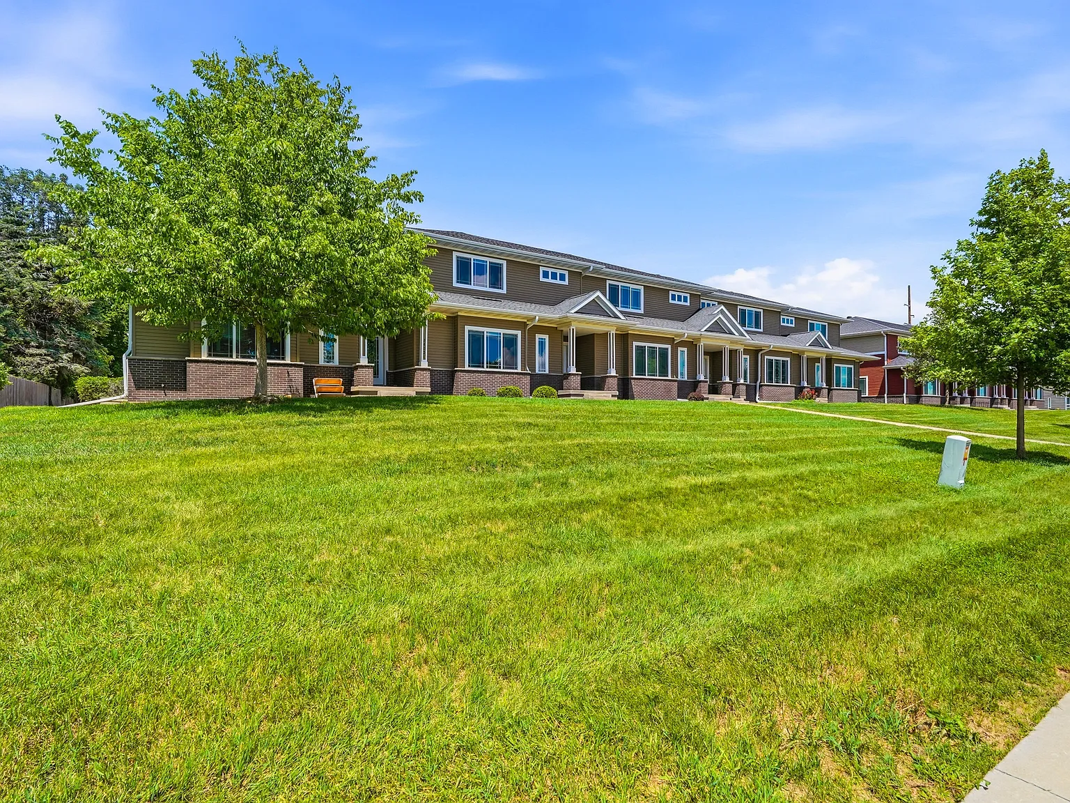 Silver Slope Townhomes — Photo 4