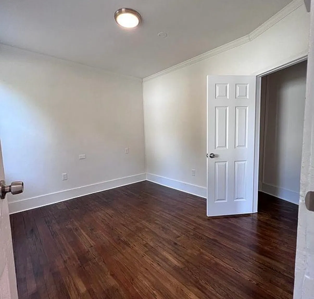 2 bed, 1008 sqft, $1,615 — Photo 2