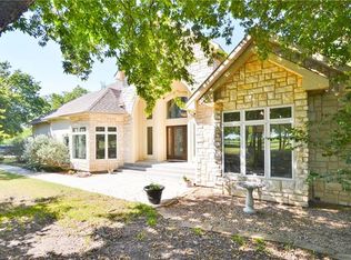 634 Bearden Rd, Waxahachie, TX 75167