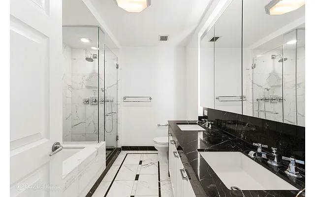 Rented by Douglas Elliman | media 29