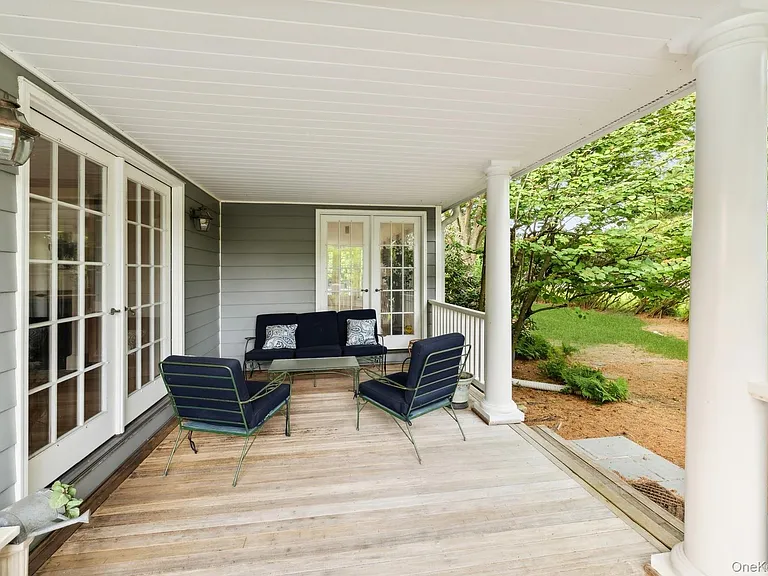 62 Beach Ln — Photo 22