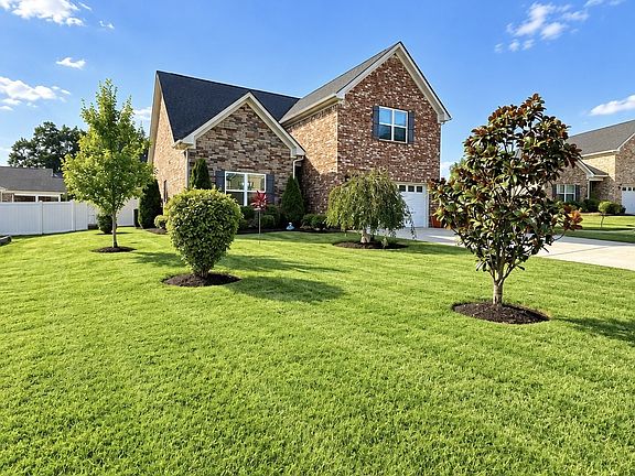 4th image of 739 Reflections Ln