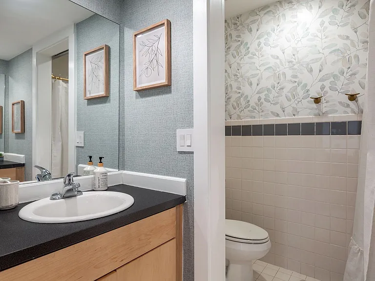540 N 2nd St #102 — Photo 17