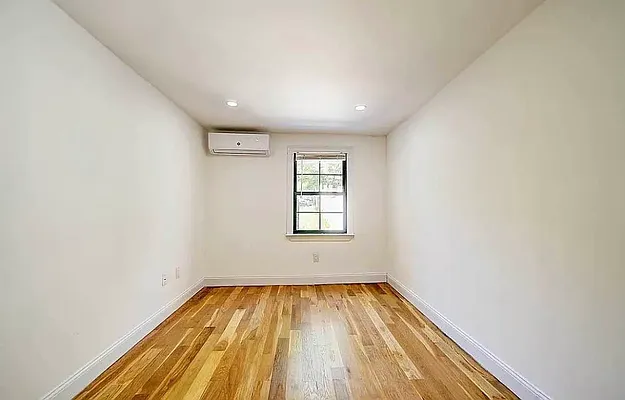 Rented by Stuyvesant Heights Realty Corp | media 11